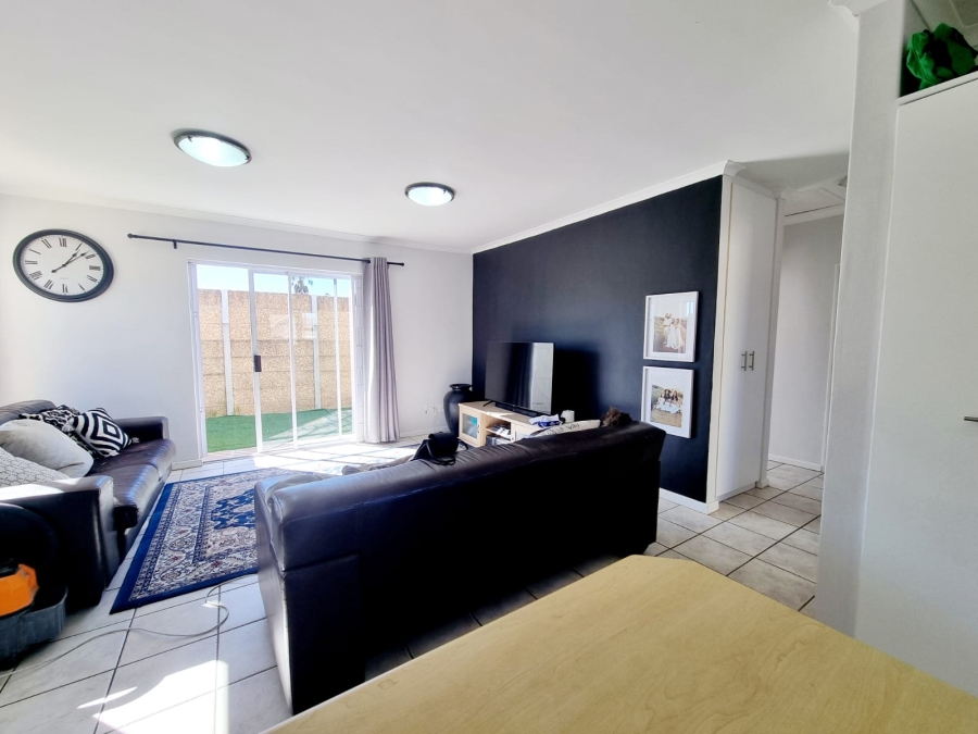 3 Bedroom Property for Sale in Sonstraal Heights Western Cape